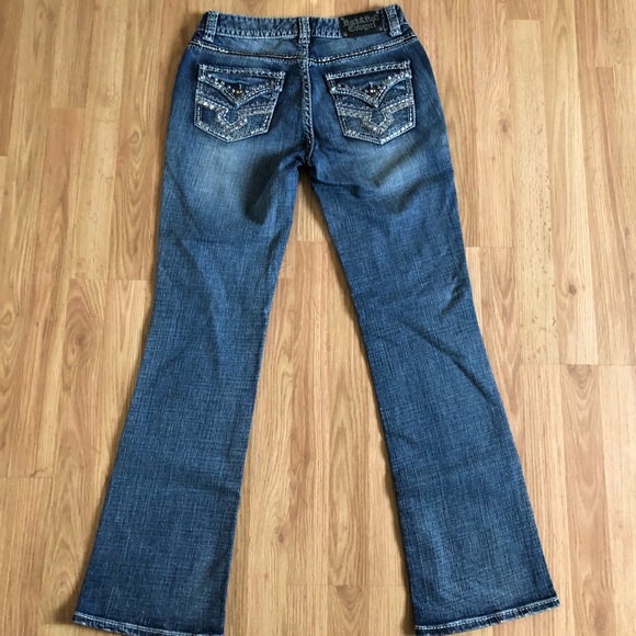 Rock & Roll Cowgirl Mid Rise Bootcut Jeans Dark Denim Embroidery - Picture 9 of 9